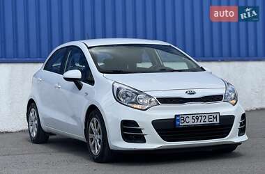 Хэтчбек Kia Rio 2016 в 