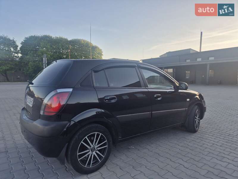 Хэтчбек Kia Rio 2007 в Днепре