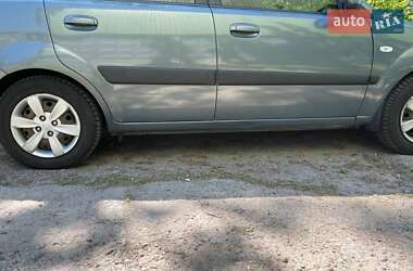 Хетчбек Kia Rio 2008 в 