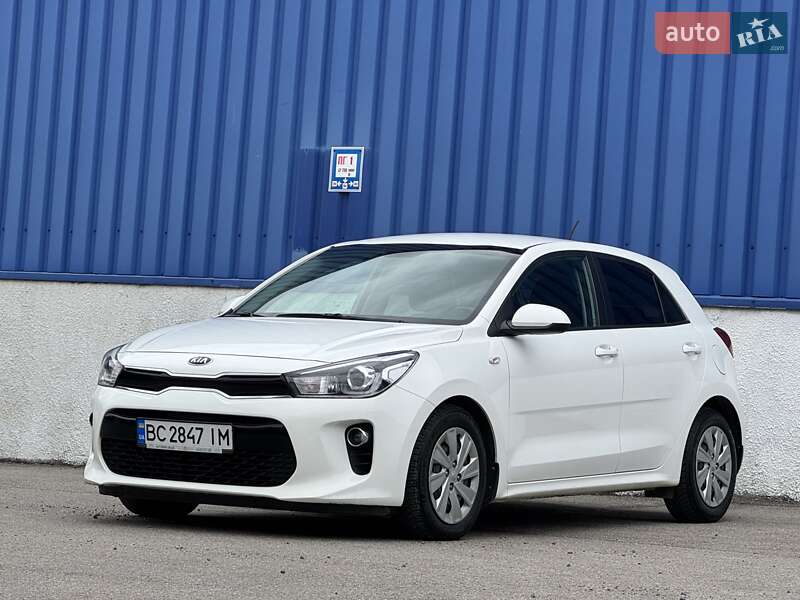 Хетчбек Kia Rio 2017 в Львові
