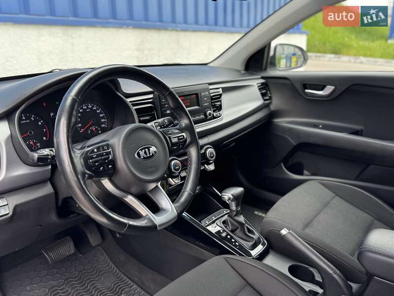 Хетчбек Kia Rio 2017 в Львові