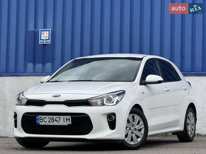 Хетчбек Kia Rio 2017 в Львові