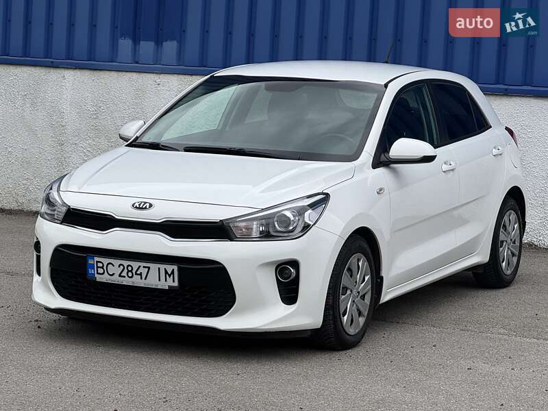 Хетчбек Kia Rio 2017 в Львові
