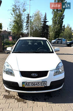 Седан Kia Rio 2009 в 