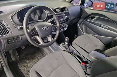 Седан Kia Rio 2017 в 