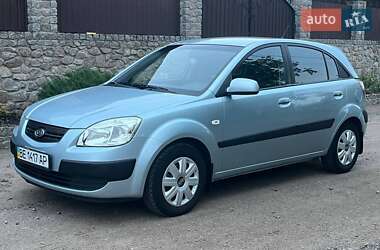 Хэтчбек Kia Rio 2006 в Первомайске