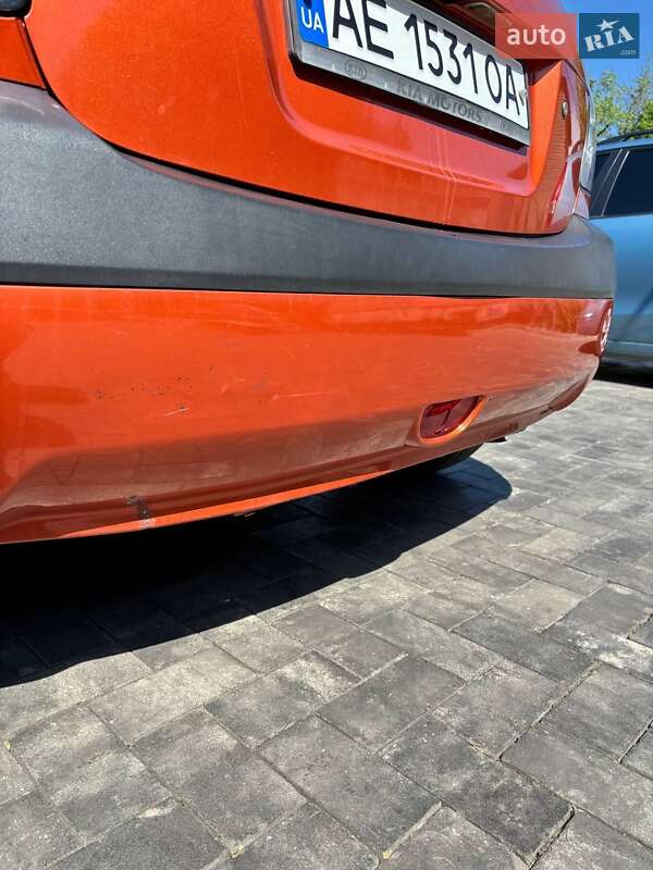 Хетчбек Kia Rio 2006 в Кривому Розі