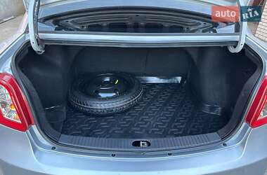 Седан Kia Rio 2011 в 