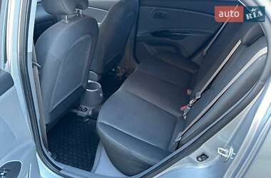 Седан Kia Rio 2011 в 