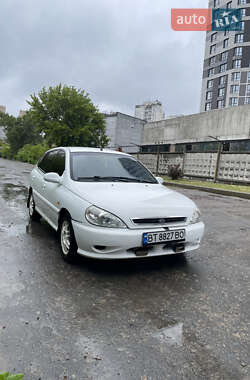 Універсал Kia Rio 2002 в Києві