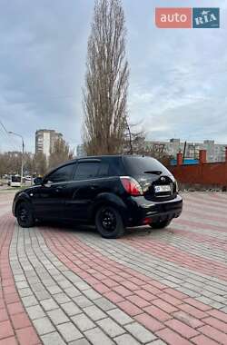 Хетчбек Kia Rio 2009 в 