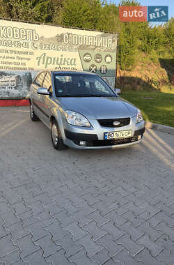 Хэтчбек Kia Rio 2006 в Тернополе
