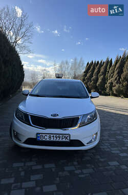 Седан Kia Rio 2012 в Самборе