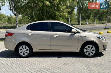 Седан Kia Rio 2012 в 