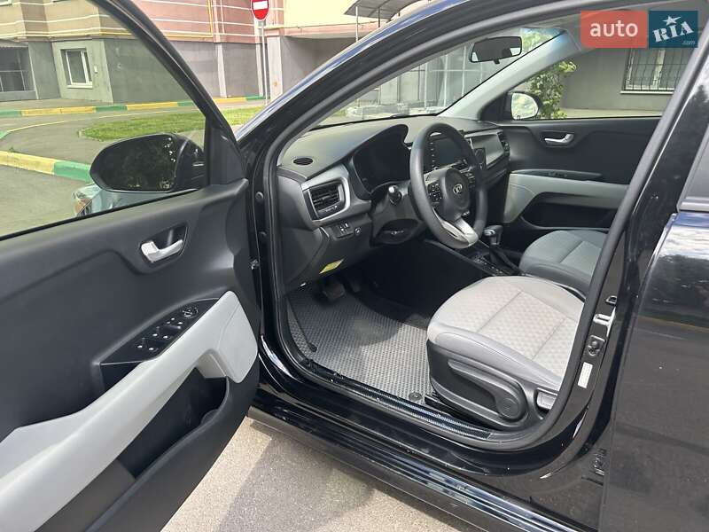 Седан Kia Rio 2020 в Киеве