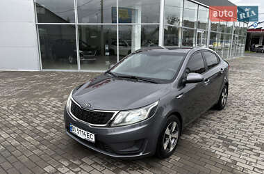 Седан Kia Rio 2011 в Полтаве