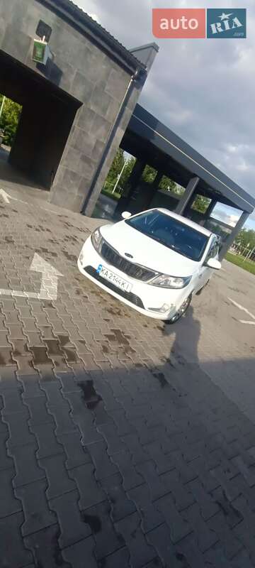 Седан Kia Rio 2012 в Белой Церкви