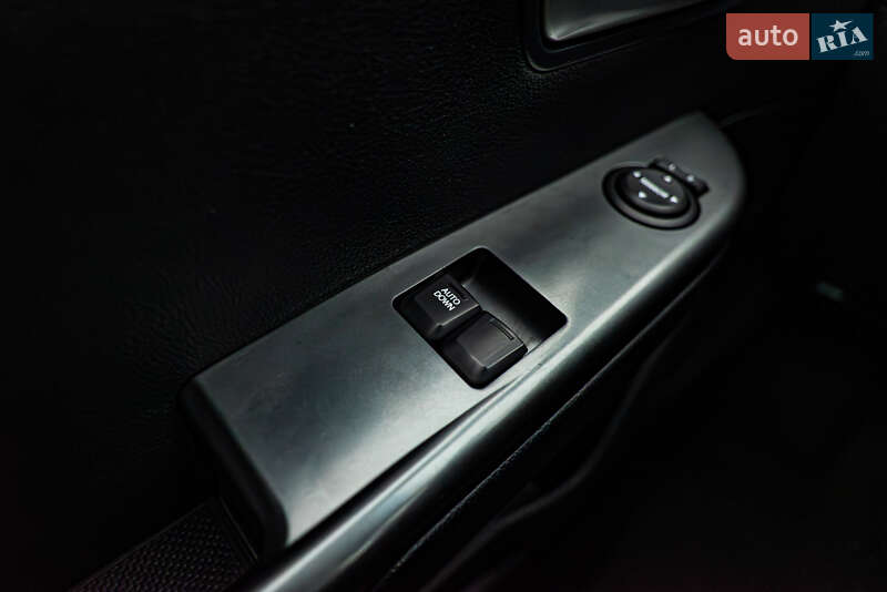 Седан Kia Rio 2012 в Киеве