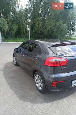 Хэтчбек Kia Rio 2016 в 