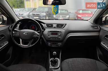 Седан Kia Rio 2013 в 