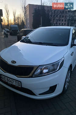 Седан Kia Rio 2011 в Доброполье