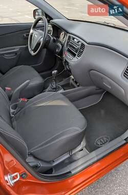 Седан Kia Rio 2008 в 