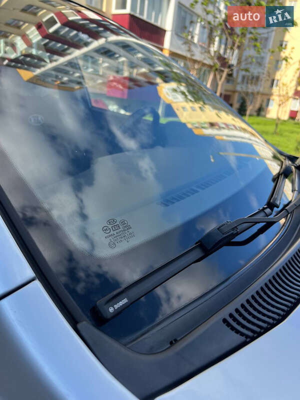 Седан Kia Rio 2010 в Каменец-Подольском