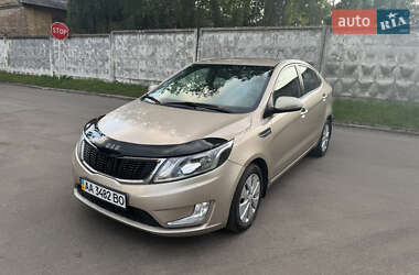 Седан Kia Rio 2013 в Киеве