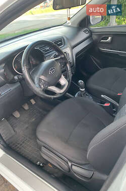 Седан Kia Rio 2012 в 