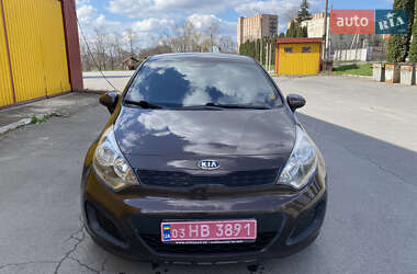 Хетчбек Kia Rio 2012 в 