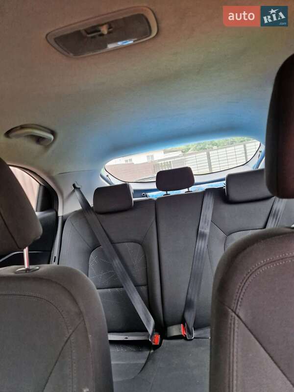 Хетчбек Kia Rio 2011 в Калуші