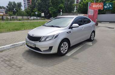 Седан Kia Rio 2013 в Києві