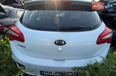 Хэтчбек Kia Rio 2018 в 
