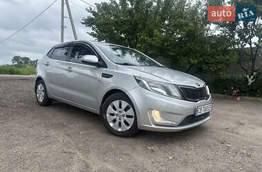 Хэтчбек Kia Rio 2012 в Чернигове