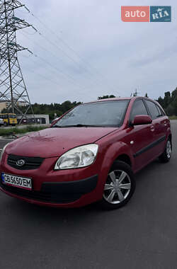 Хэтчбек Kia Rio 2006 в Чернигове