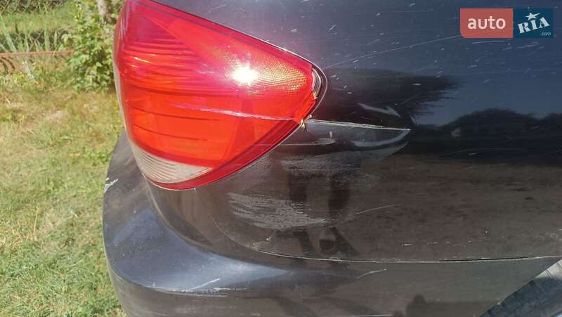 Універсал Kia Rio 2003 в Івано-Франківську
