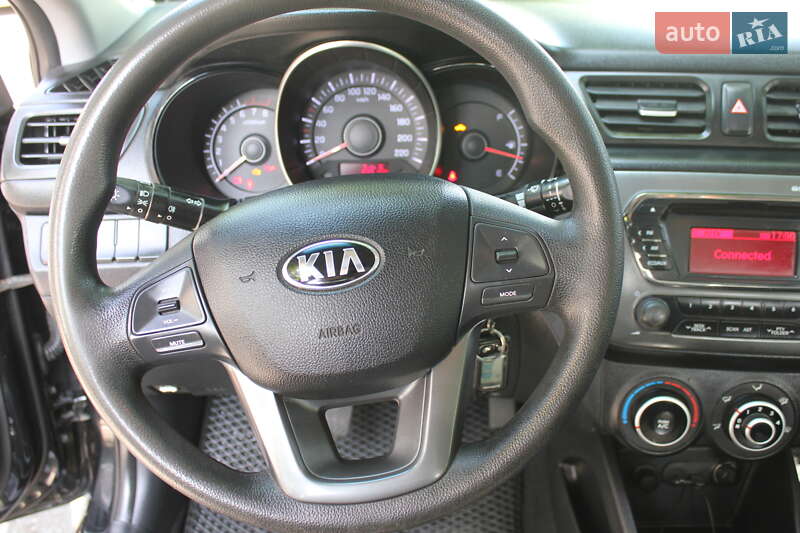 Седан Kia Rio 2013 в Коростишеві