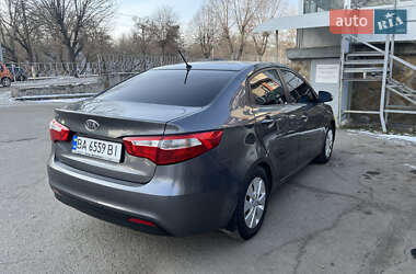 Седан Kia Rio 2012 в 