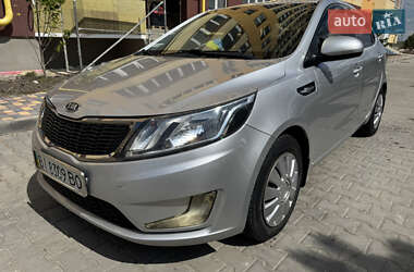 Седан Kia Rio 2012 в Києві