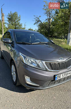 Седан Kia Rio 2013 в Славянске