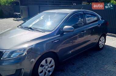 Седан Kia Rio 2013 в Лановцах