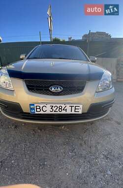 Хетчбек Kia Rio 2008 в Львові