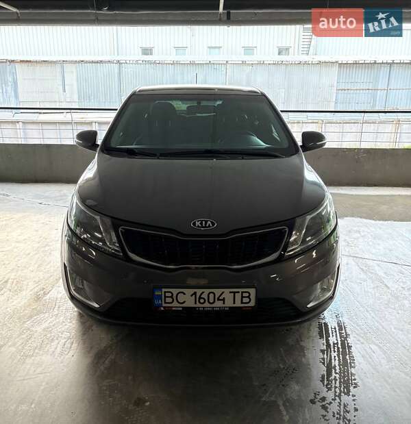 Хэтчбек Kia Rio 2012 в Львове