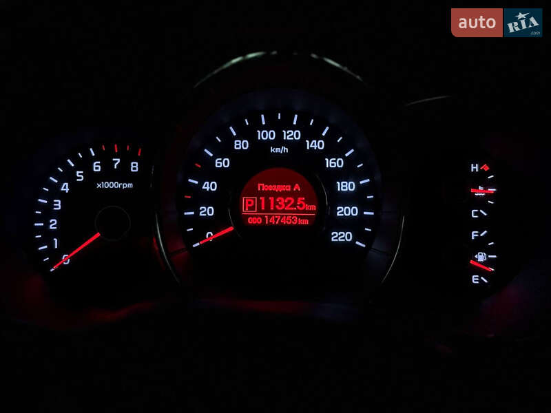 Хэтчбек Kia Rio 2012 в Львове