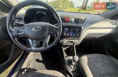 Седан Kia Rio 2012 в 