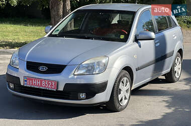 Хэтчбек Kia Rio 2006 в Виннице