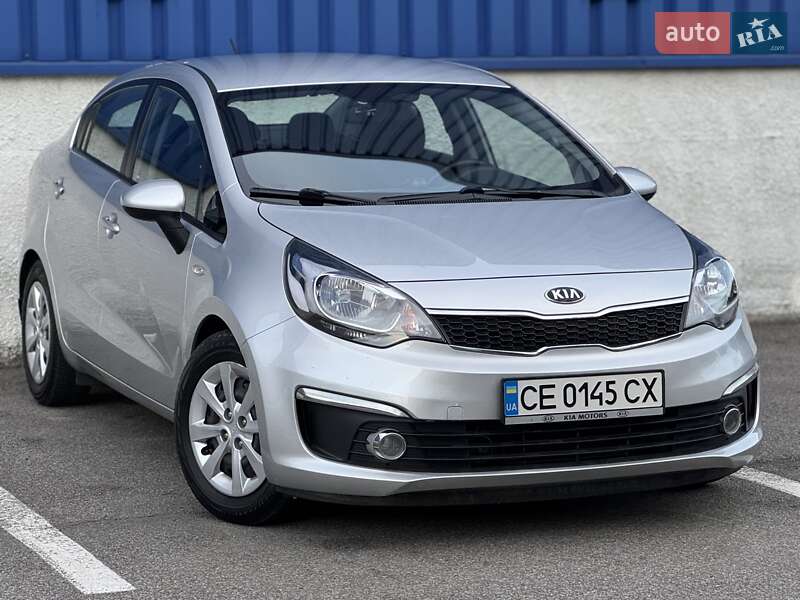 Седан Kia Rio 2015 в Львове