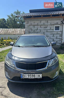 Седан Kia Rio 2012 в Полтаве