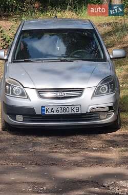 Хэтчбек Kia Rio 2008 в Сумах