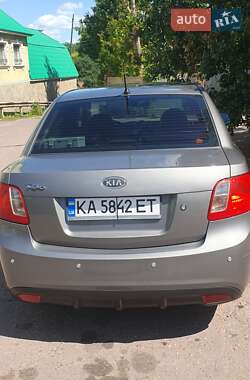 Седан Kia Rio 2011 в 